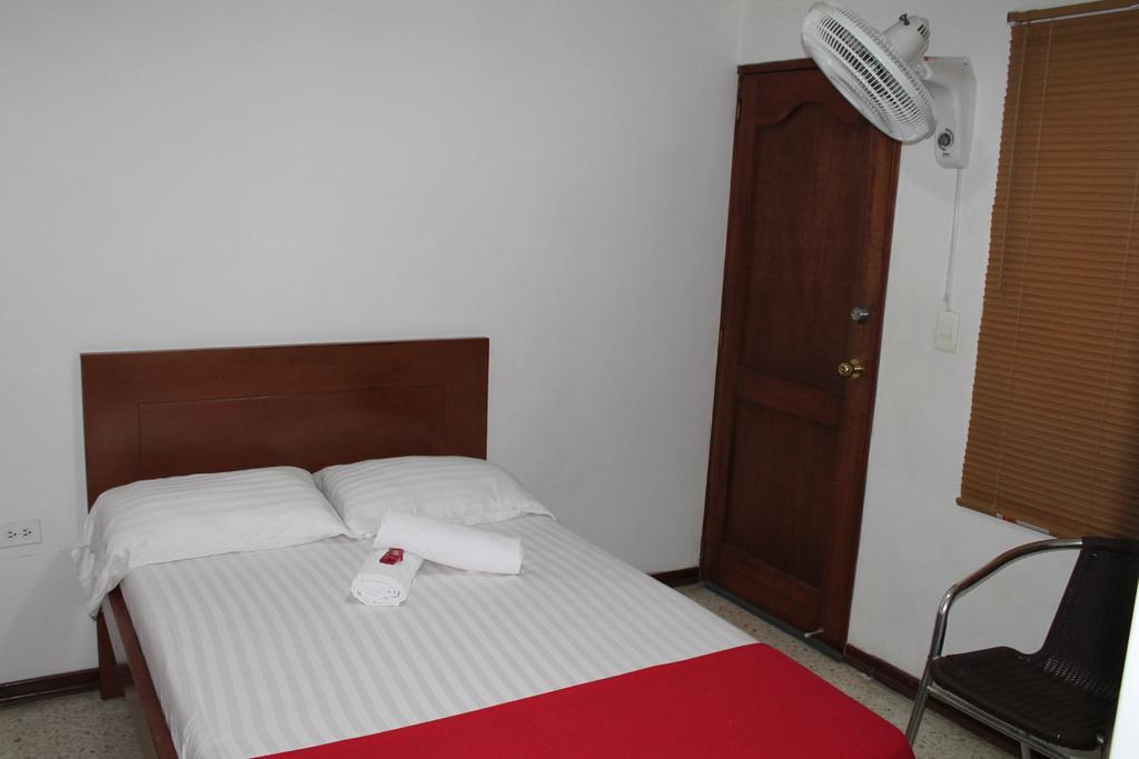 Pasadena Hostel Cali Habitación foto