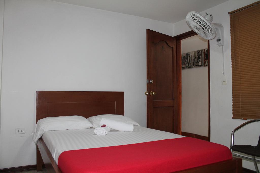 Pasadena Hostel Cali Habitación foto
